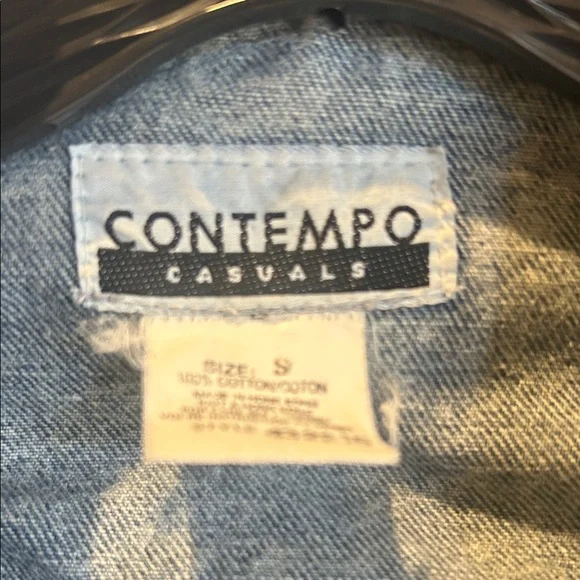 Vintage Embellished Denim Jacket with Pearl Accents - Picture 2 of 15